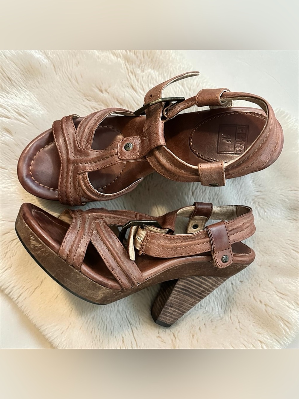 The Frye Sage Trapunto heel sandal